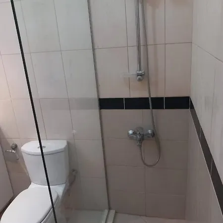 Spacious & Modern 2 Bedroom In Peyia. Διαμέρισμα Πέγεια